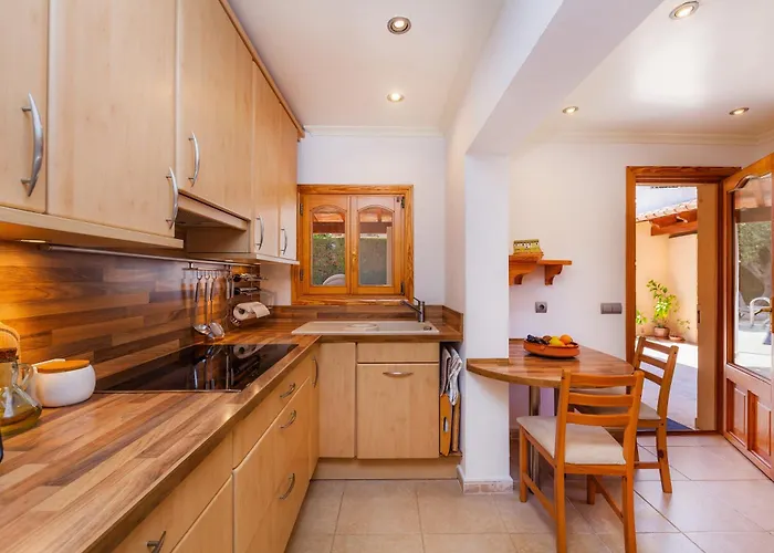 Na Forana كالا راتخاذا